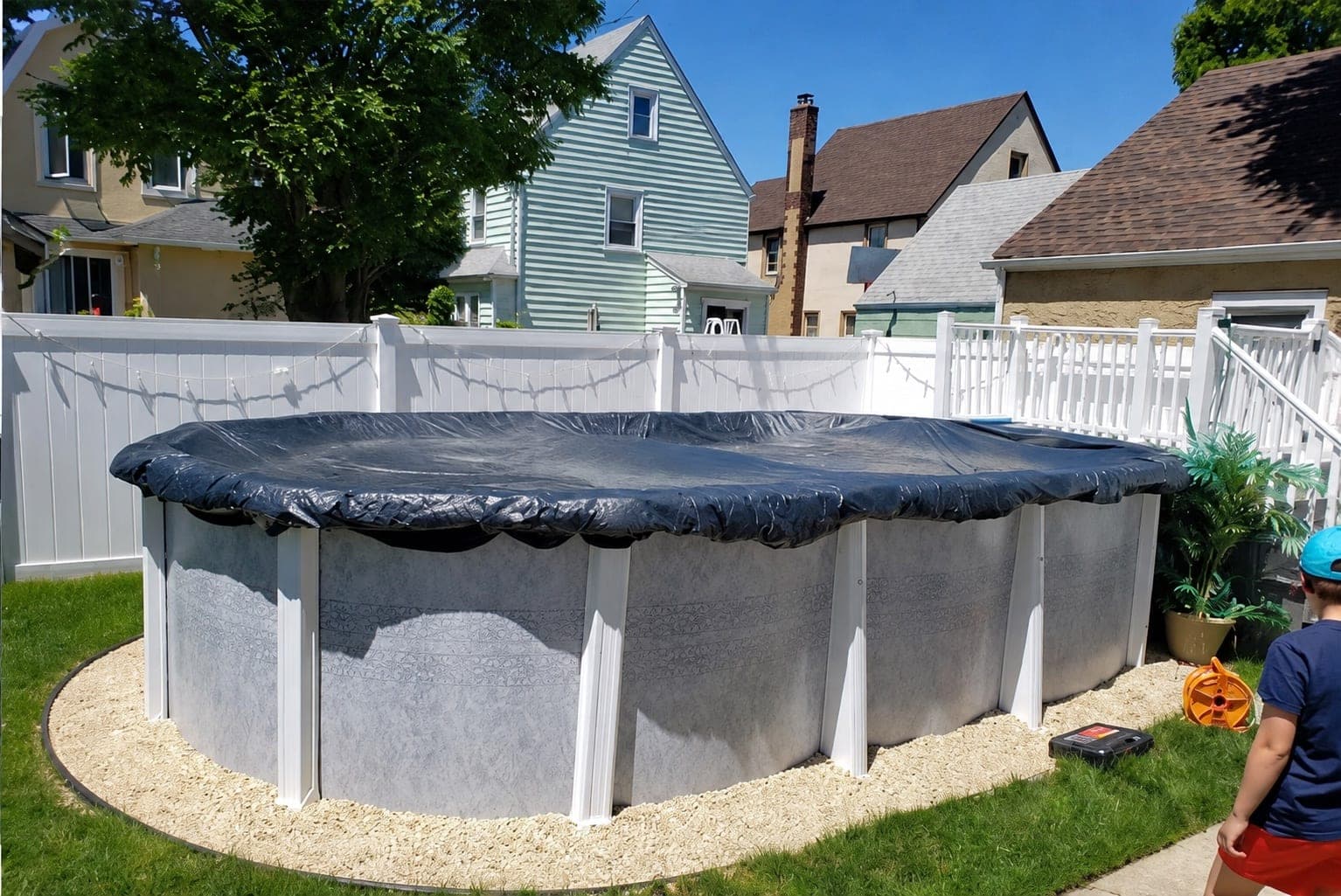Pool photographed by Franklin Pool Service