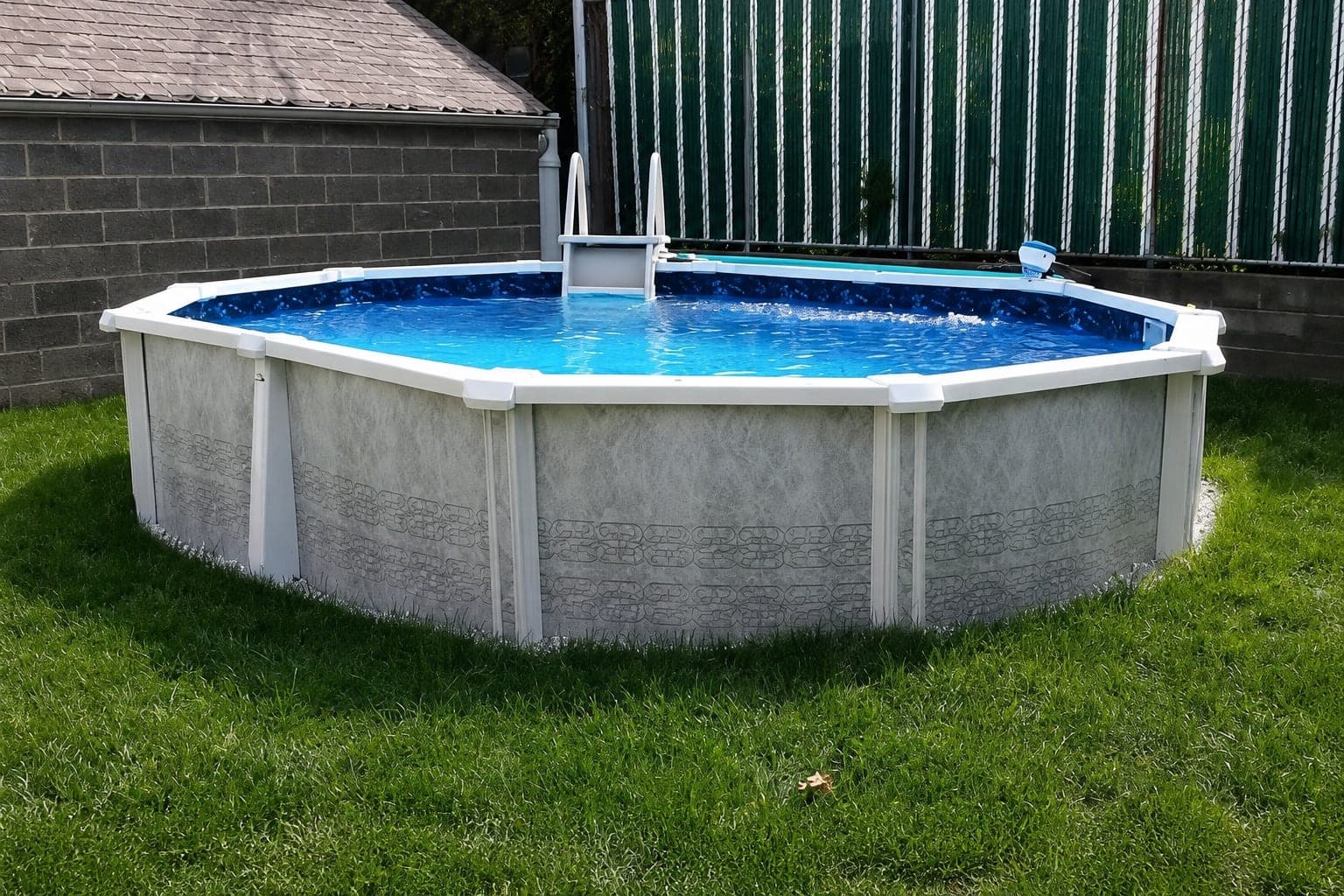 Pool photographed by Franklin Pool Service
