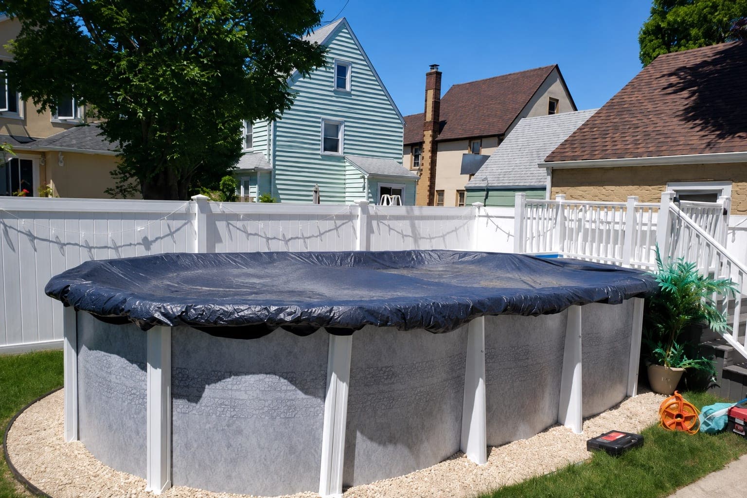 Pool photographed by Franklin Pool Service