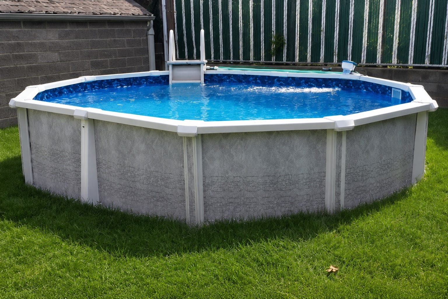 Pool photographed by Franklin Pool Service