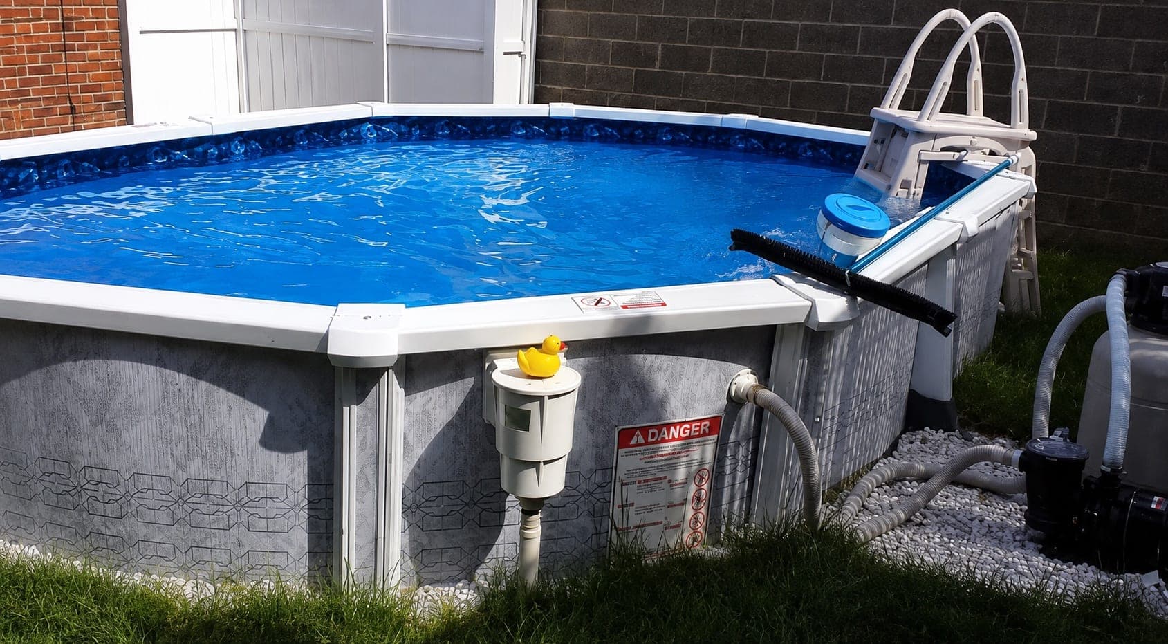 Pool photographed by Franklin Pool Service