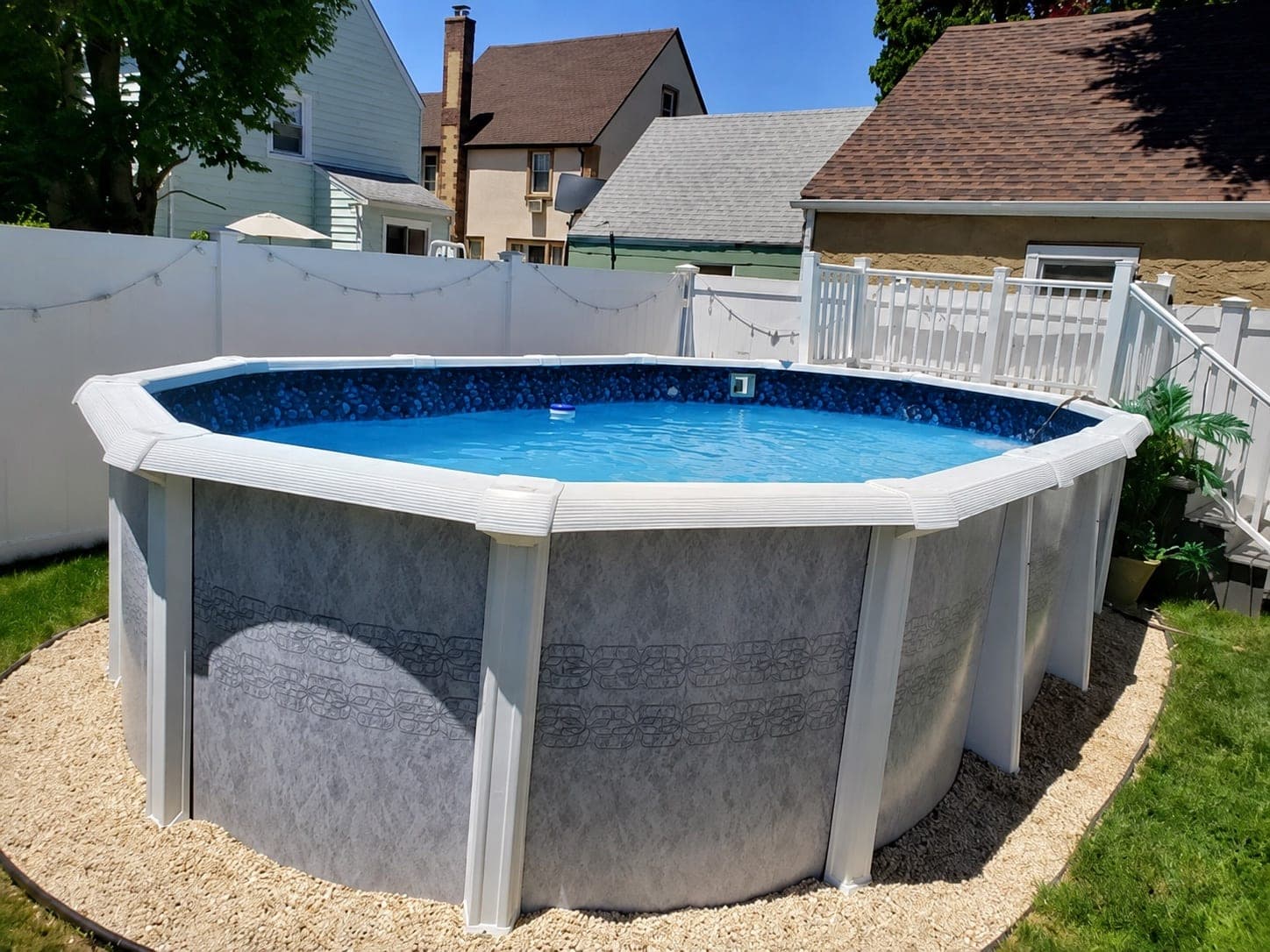Pool photographed by Franklin Pool Service