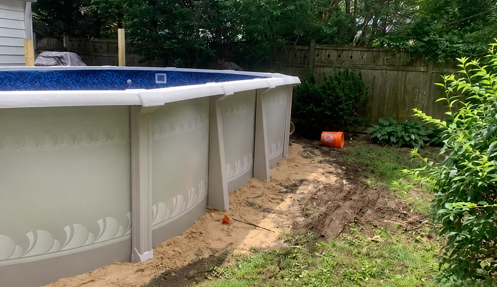 Pool photographed by Franklin Pool Service