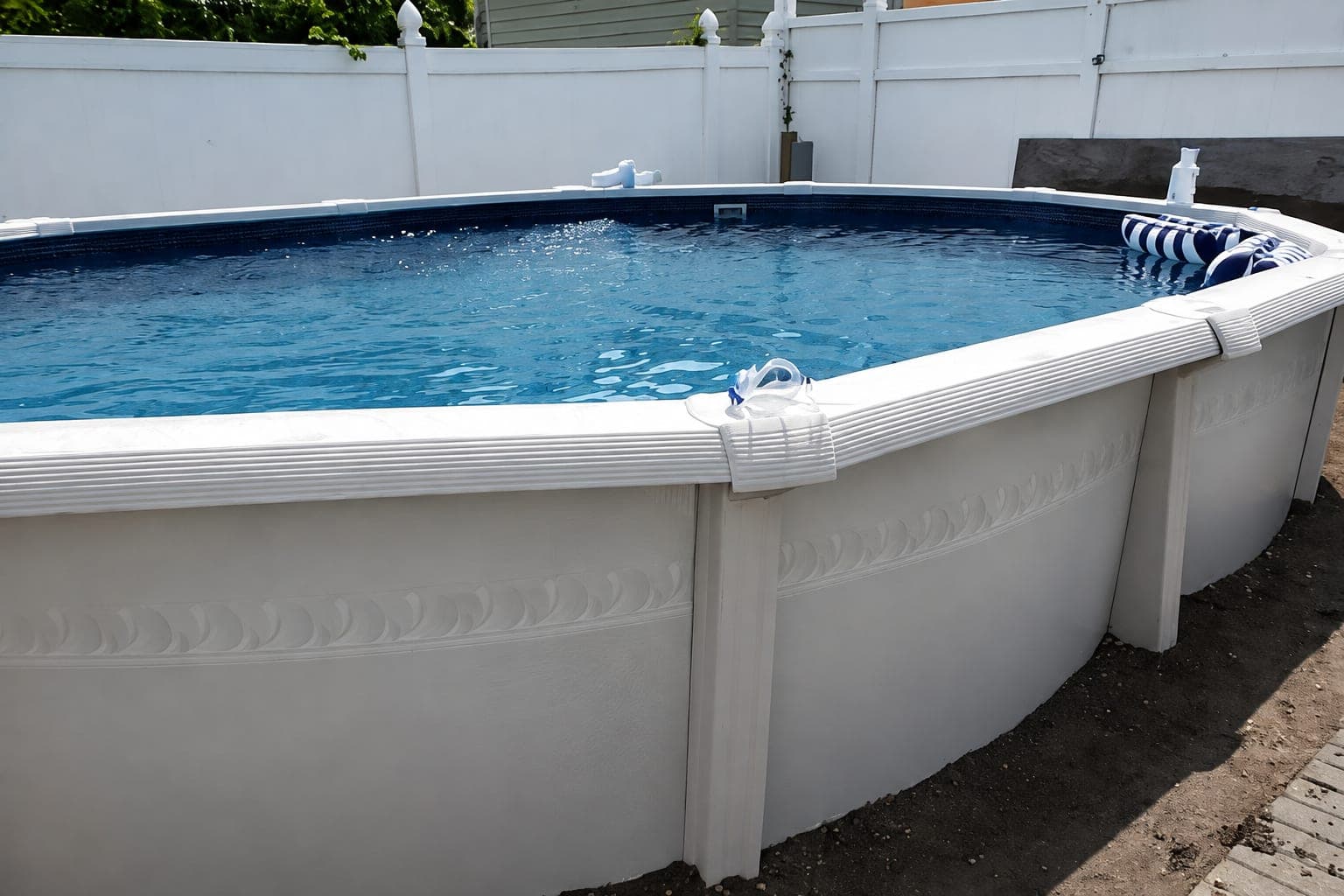 Pool photographed by Franklin Pool Service