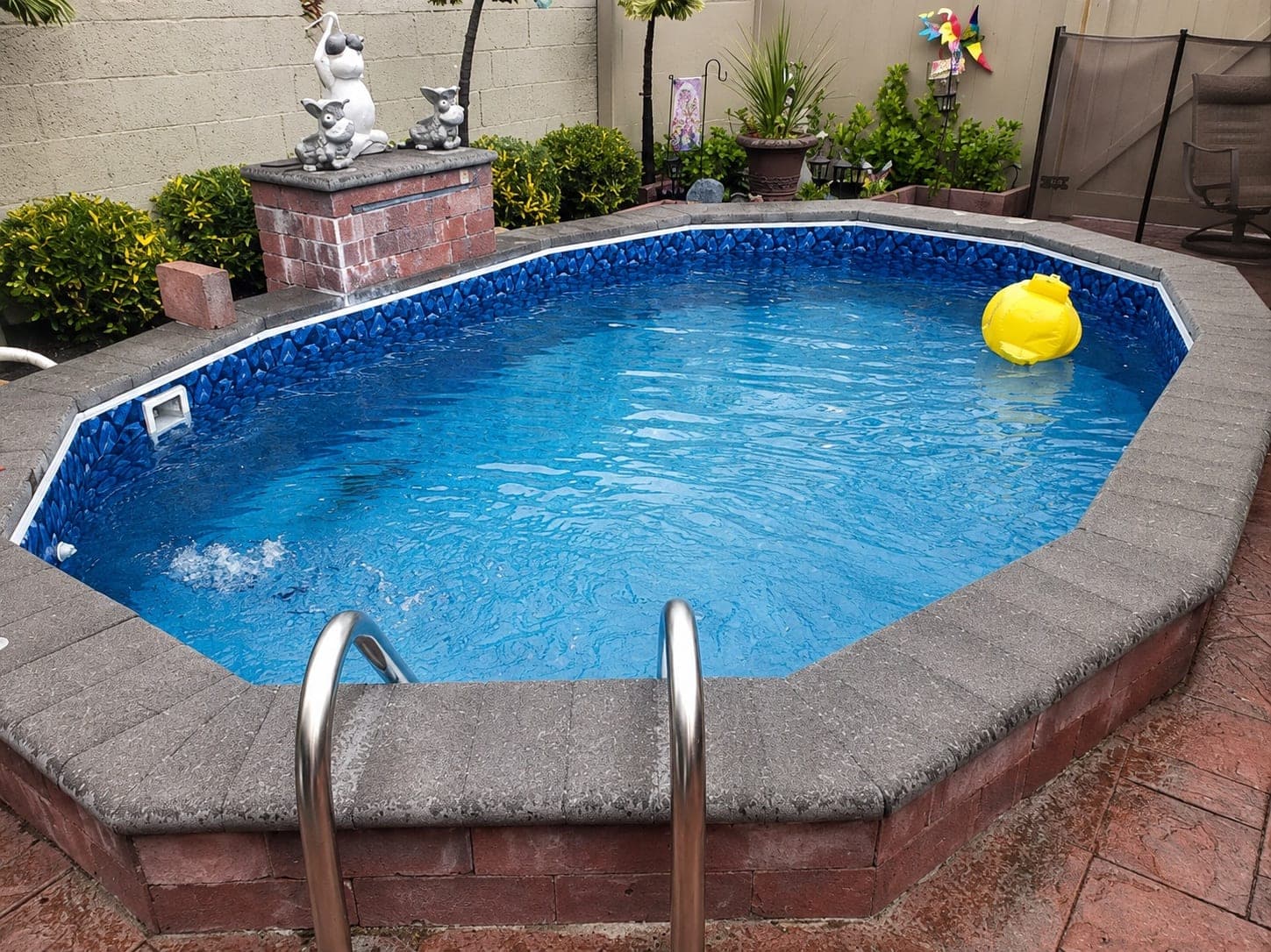 Pool photographed by Franklin Pool Service