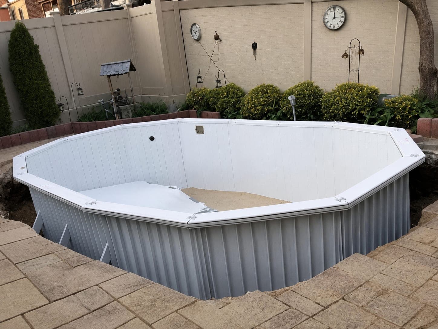 Pool photographed by Franklin Pool Service