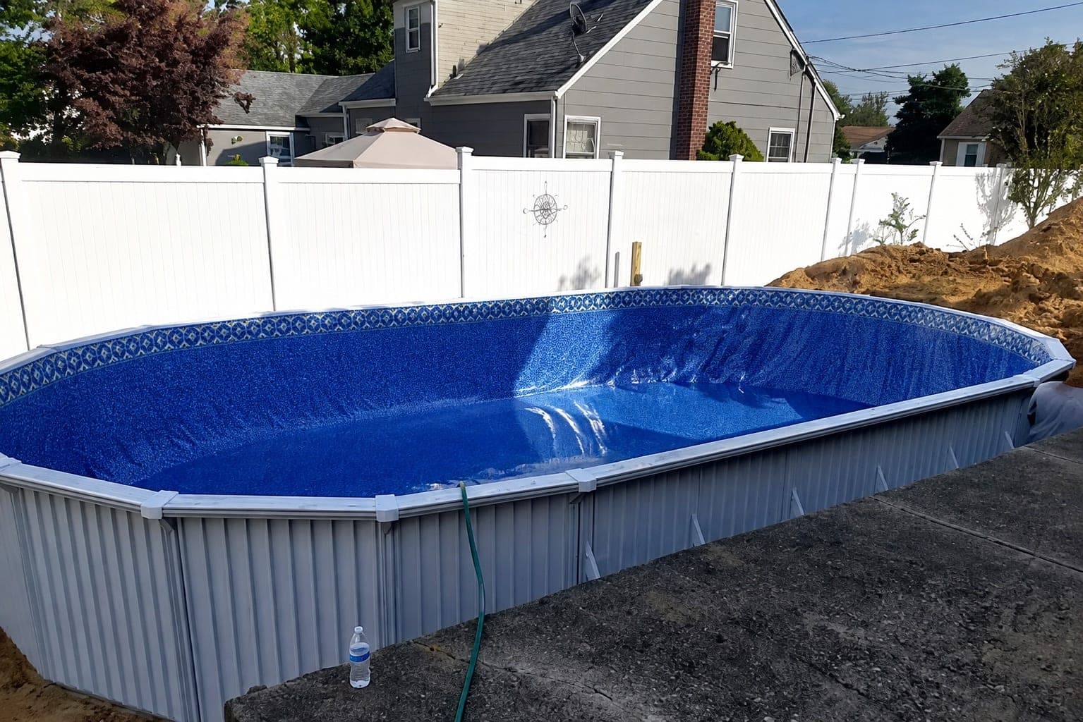 Pool photographed by Franklin Pool Service