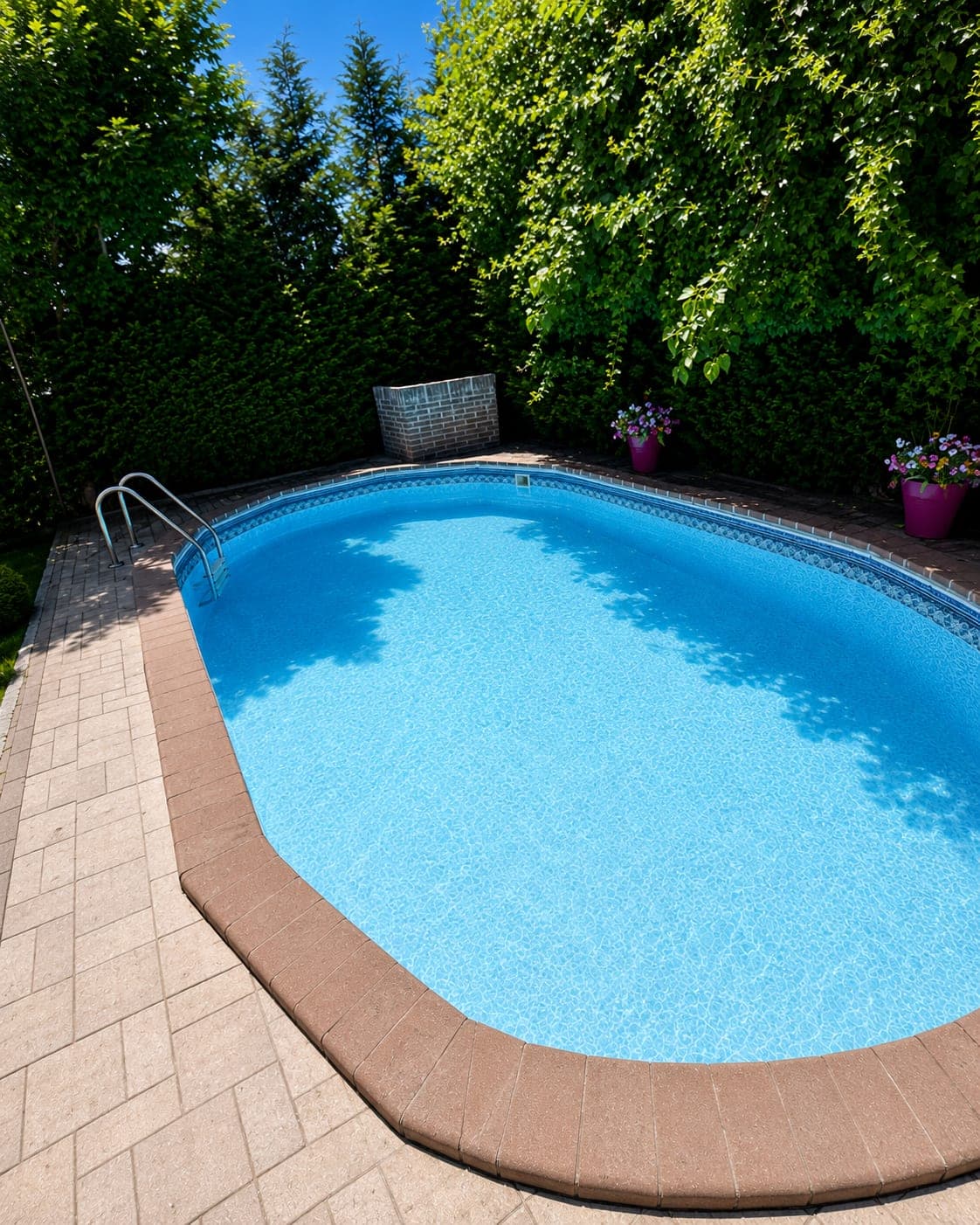 Pool photographed by Franklin Pool Service