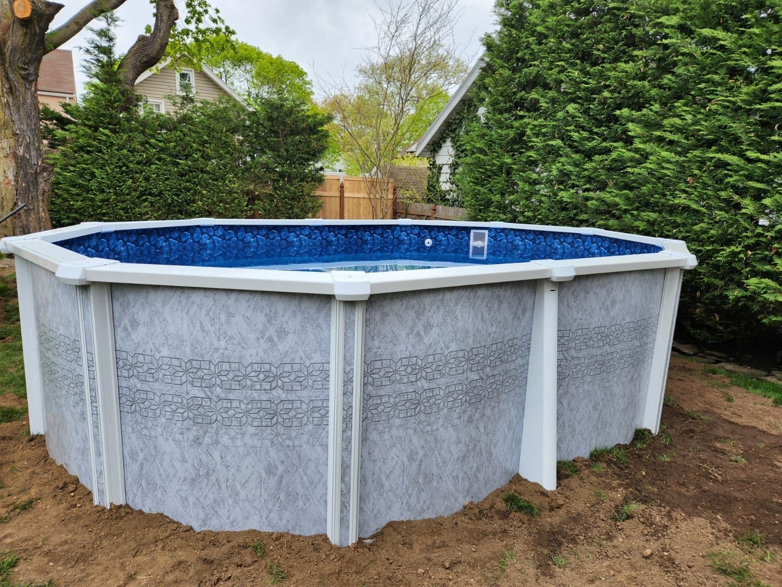 Pool photographed by Franklin Pool Service