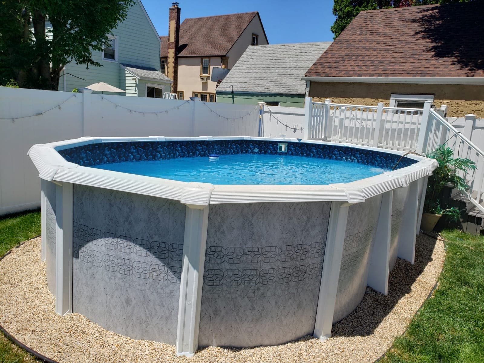 Pool photographed by Franklin Pool Service
