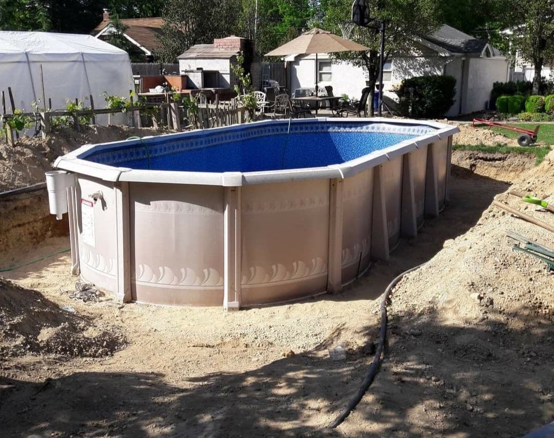 Pool photographed by Franklin Pool Service