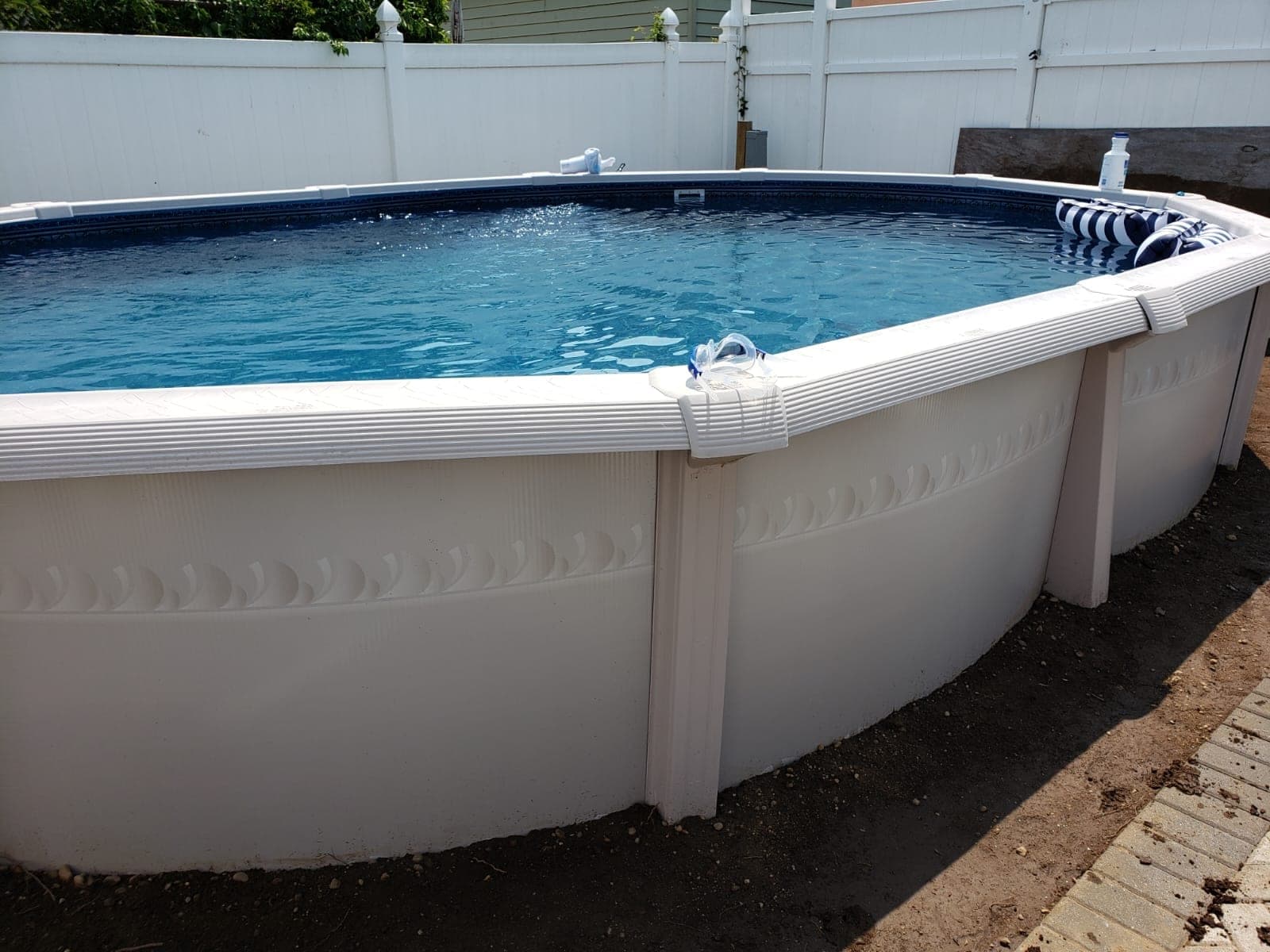 Pool photographed by Franklin Pool Service